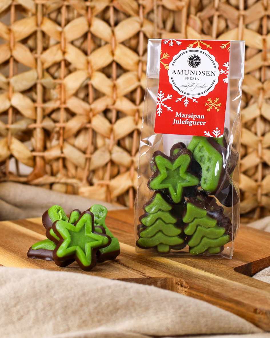 Amundsen Juletre med marsipan og mørk sjokolade