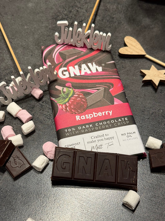 GNAW Raspberry Dark Chocolate Bar 70% – 80 g